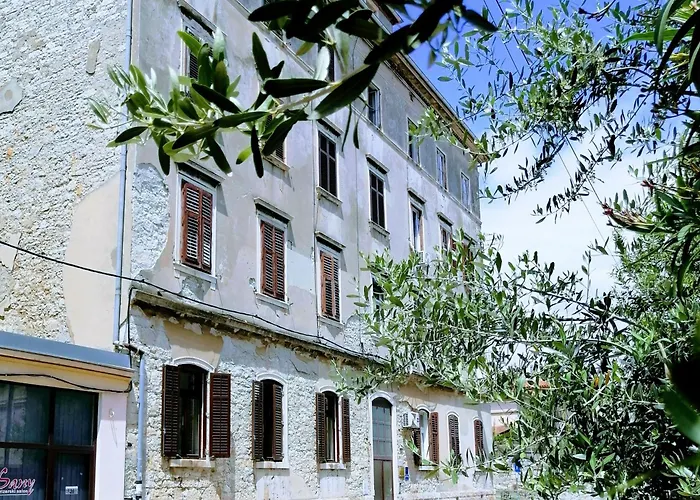 Pula-Center Studio Apartments